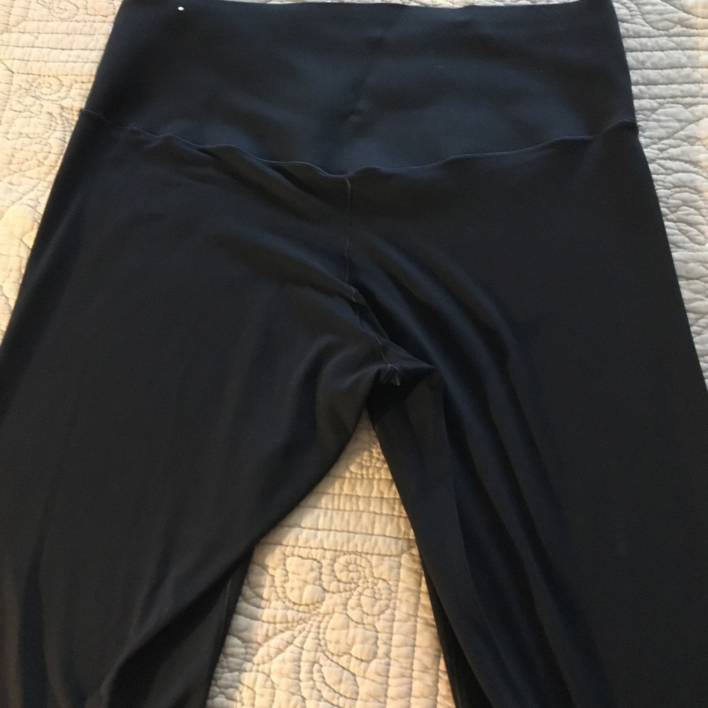 Offline by Aerie Real me Xtra basic legging